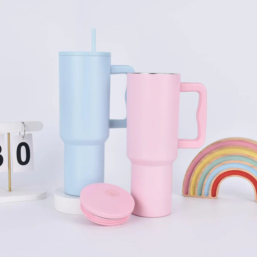 tumbler with straws and lids